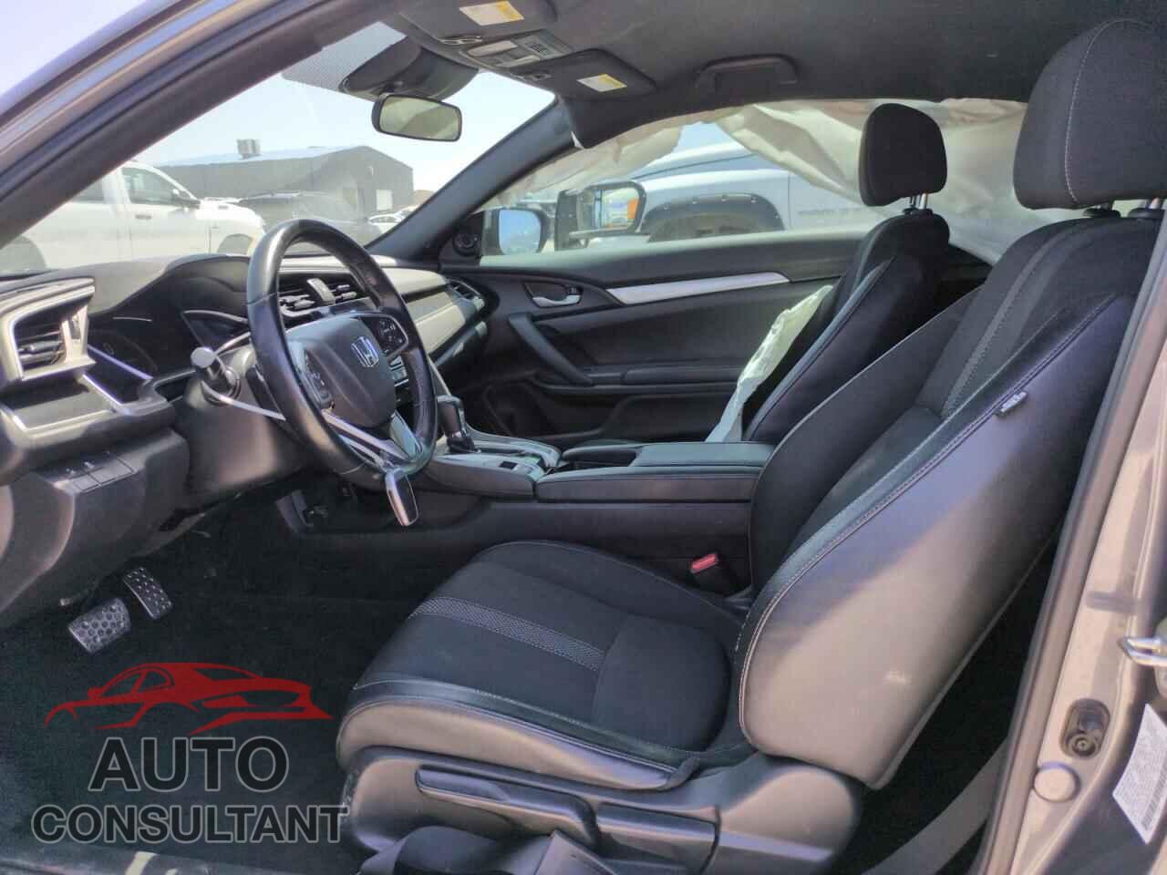 HONDA CIVIC 2019 - 2HGFC4B82KH301574