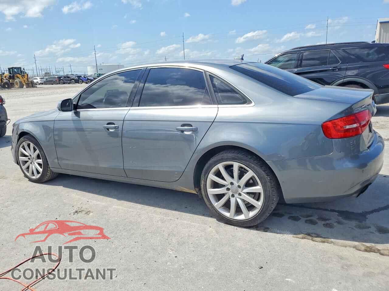AUDI A4 2013 - WAUFFAFL3DN023004