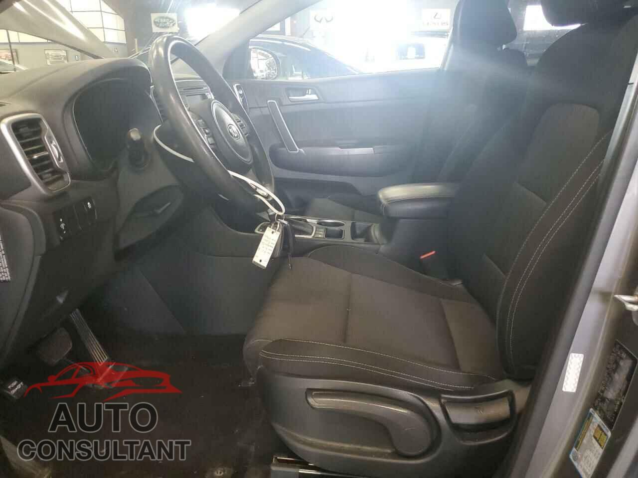 KIA SPORTAGE 2017 - KNDPMCAC0H7199650