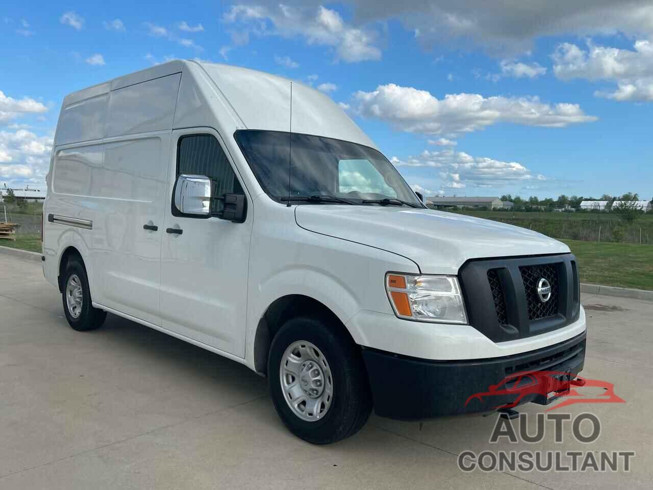 NISSAN NV 2018 - 1N6AF0LY0JN812842