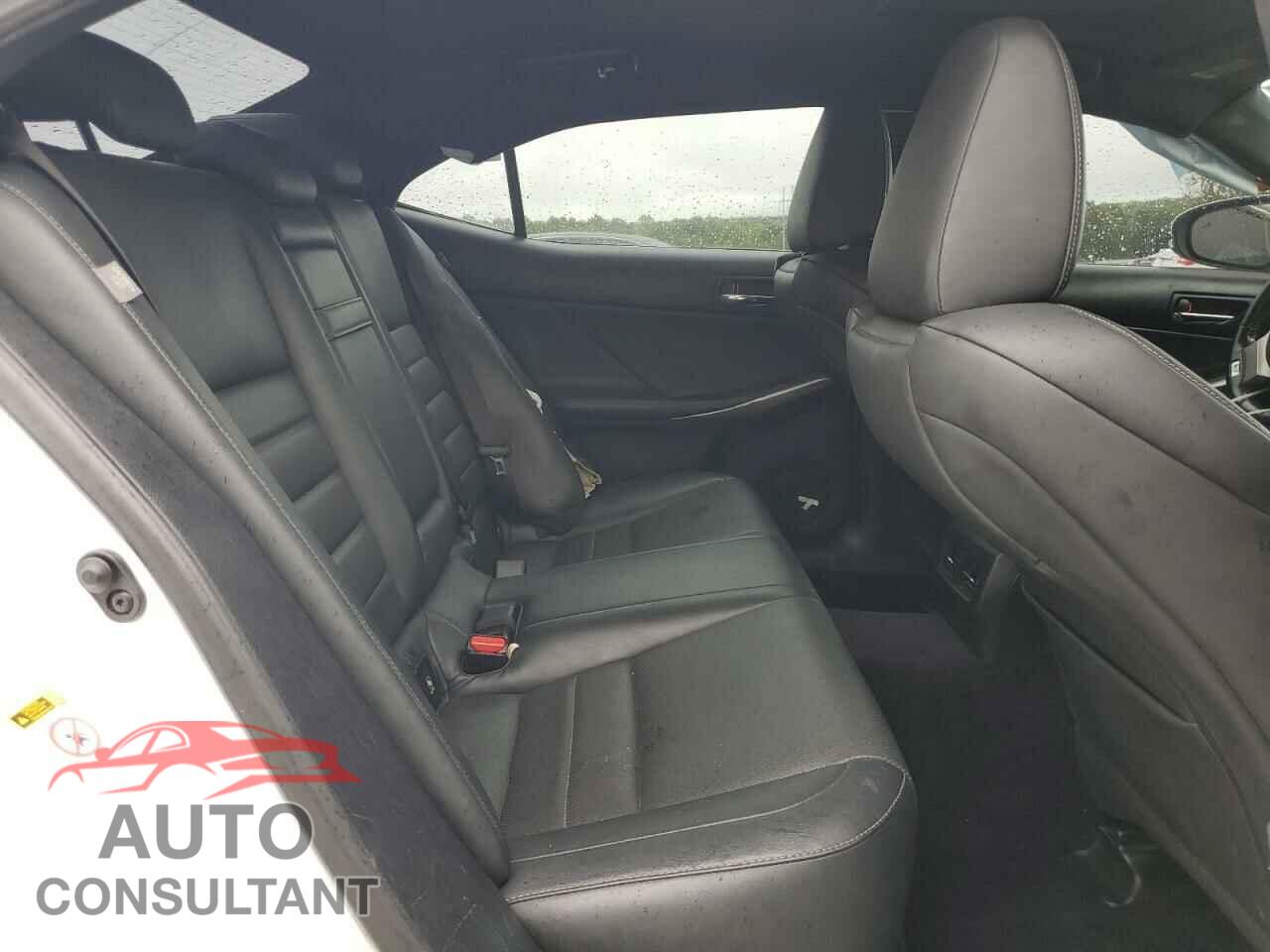 LEXUS IS 2014 - JTHCE1D28E5003009