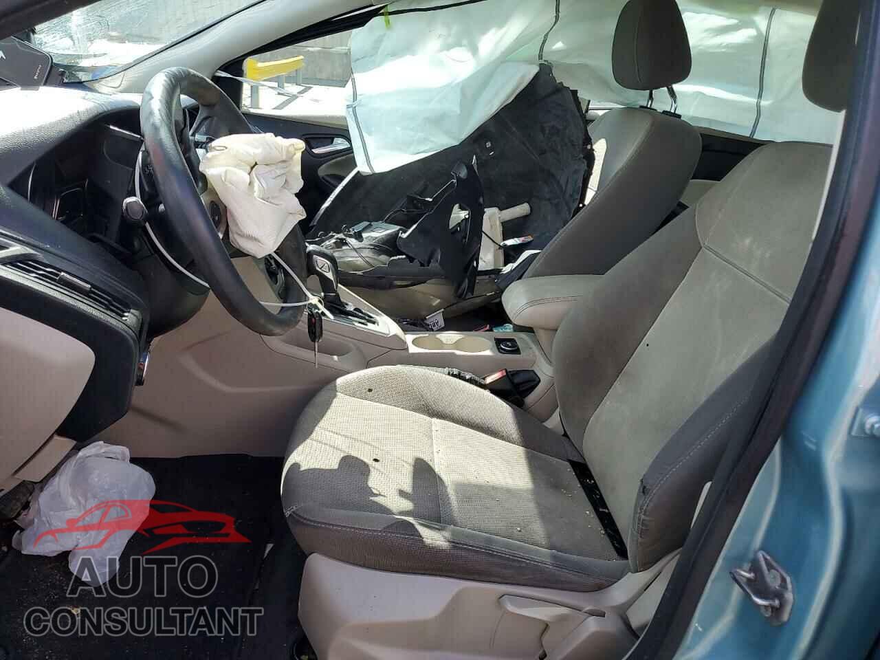 FORD FOCUS 2012 - 1FAHP3F22CL276083