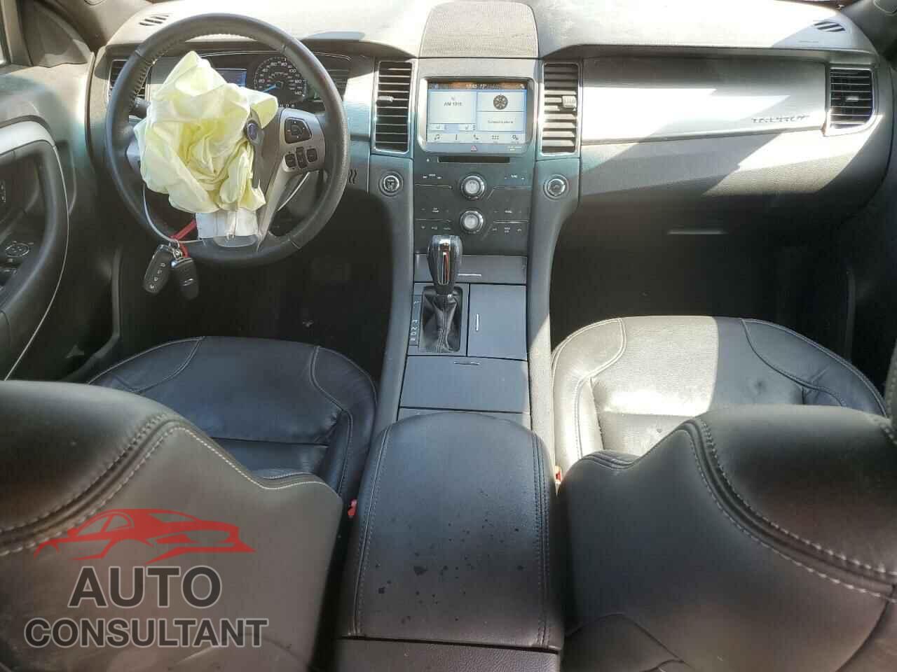 FORD TAURUS 2017 - 1FAHP2E86HG110505