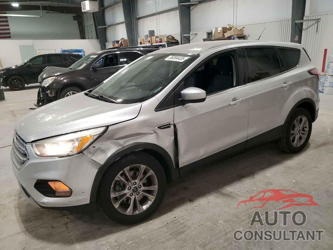 FORD ESCAPE 2017 - 1FMCU9G90HUA69507