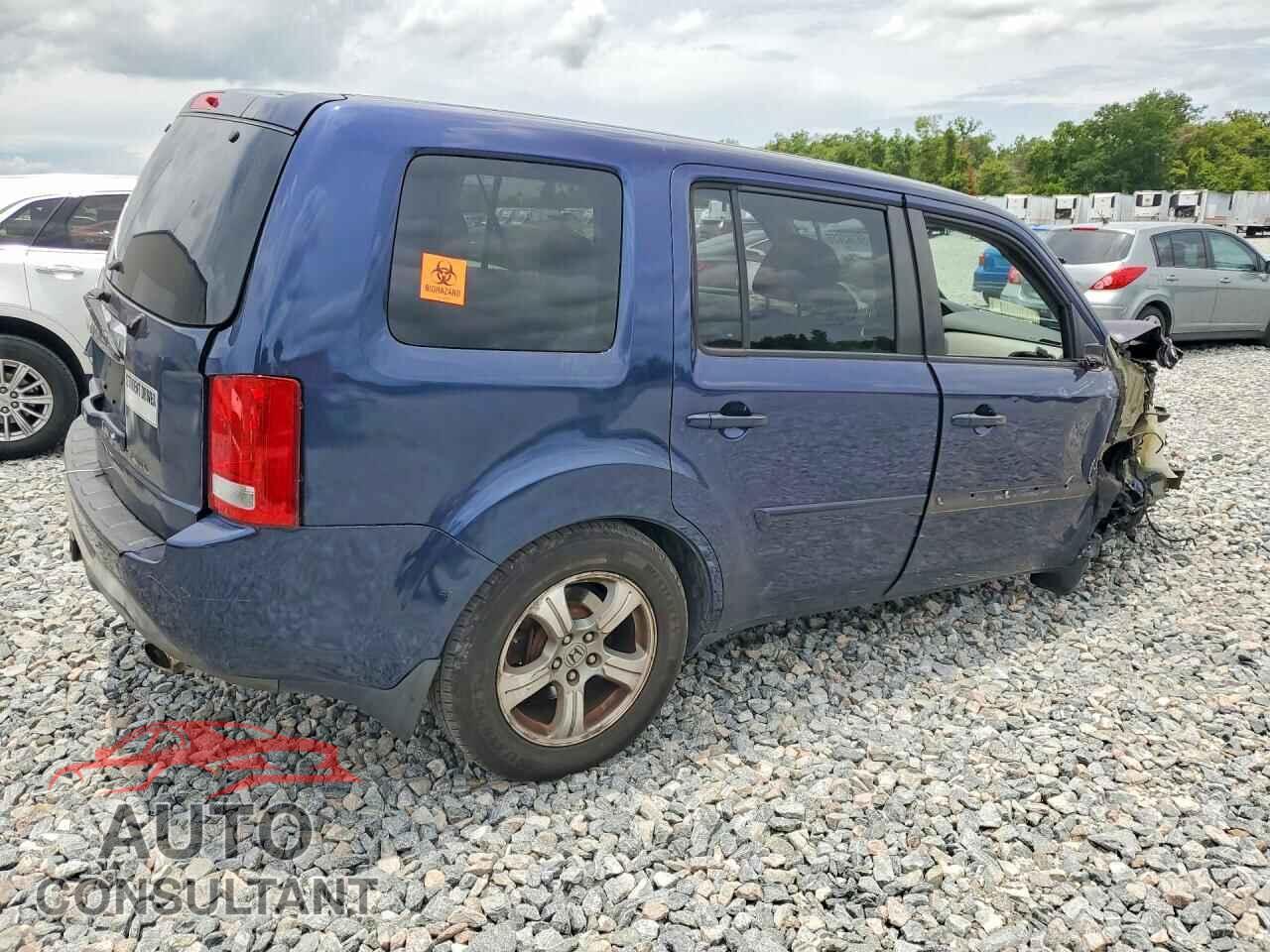 HONDA PILOT 2013 - 5FNYF4H48DB079912