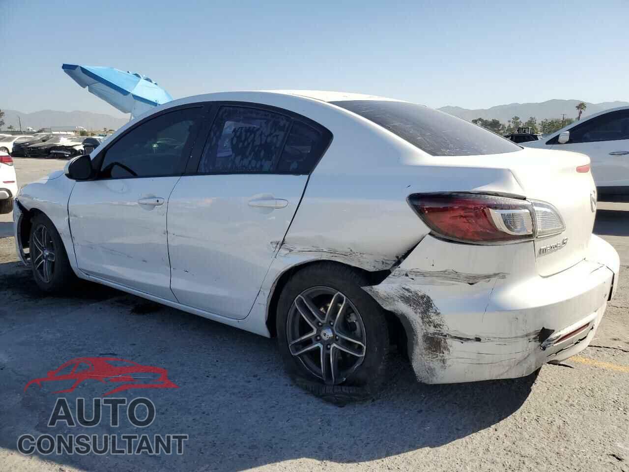 MAZDA 3 2011 - JM1BL1UF3B1370697