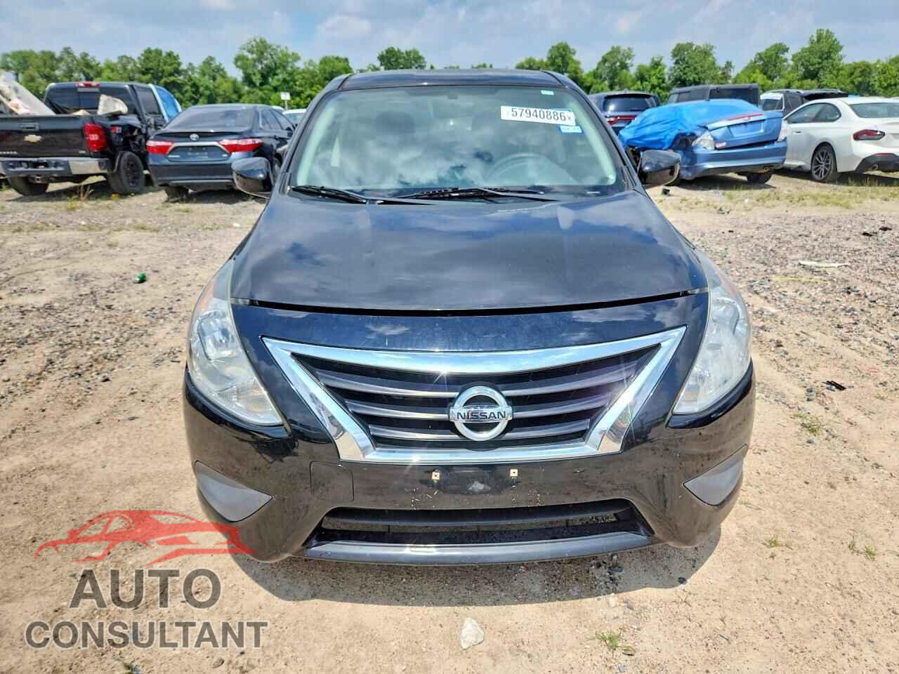 NISSAN VERSA 2017 - 3N1CN7AP3HL832047