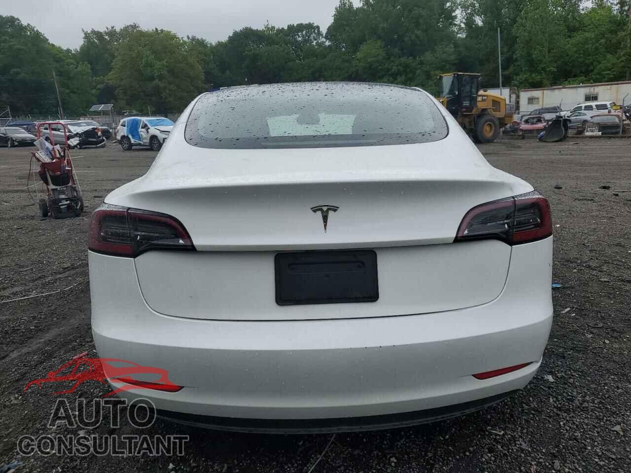 TESLA MODEL 3 2023 - 5YJ3E1EA5PF577642