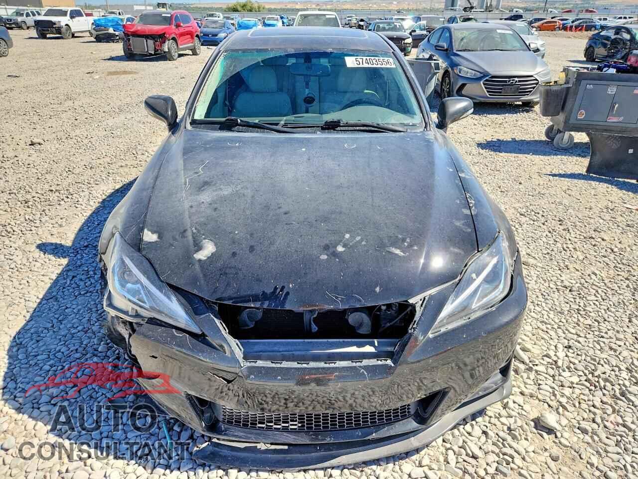 LEXUS IS 2011 - JTHCF5C26B5046054