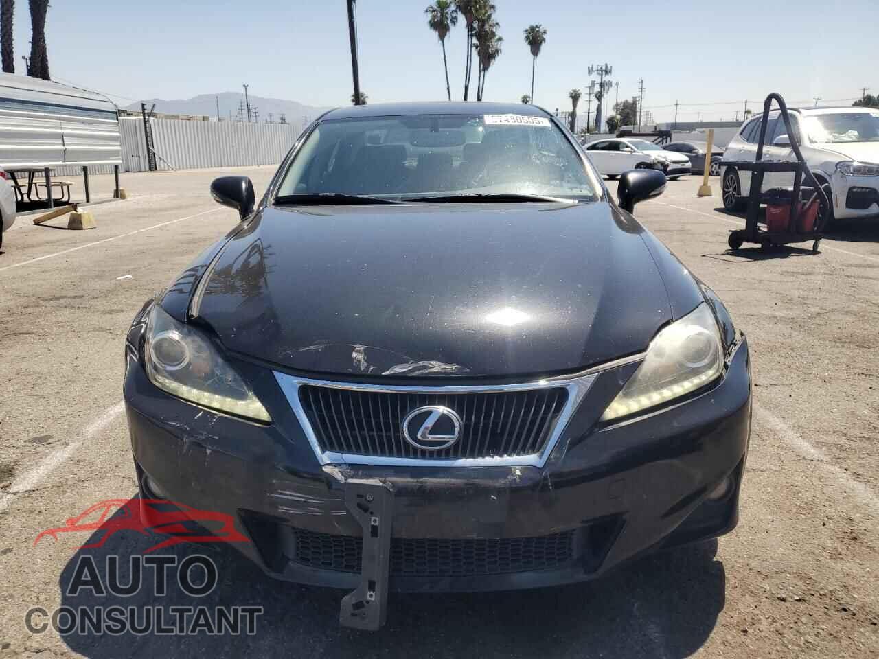 LEXUS IS 2012 - JTHBF5C25C5179370