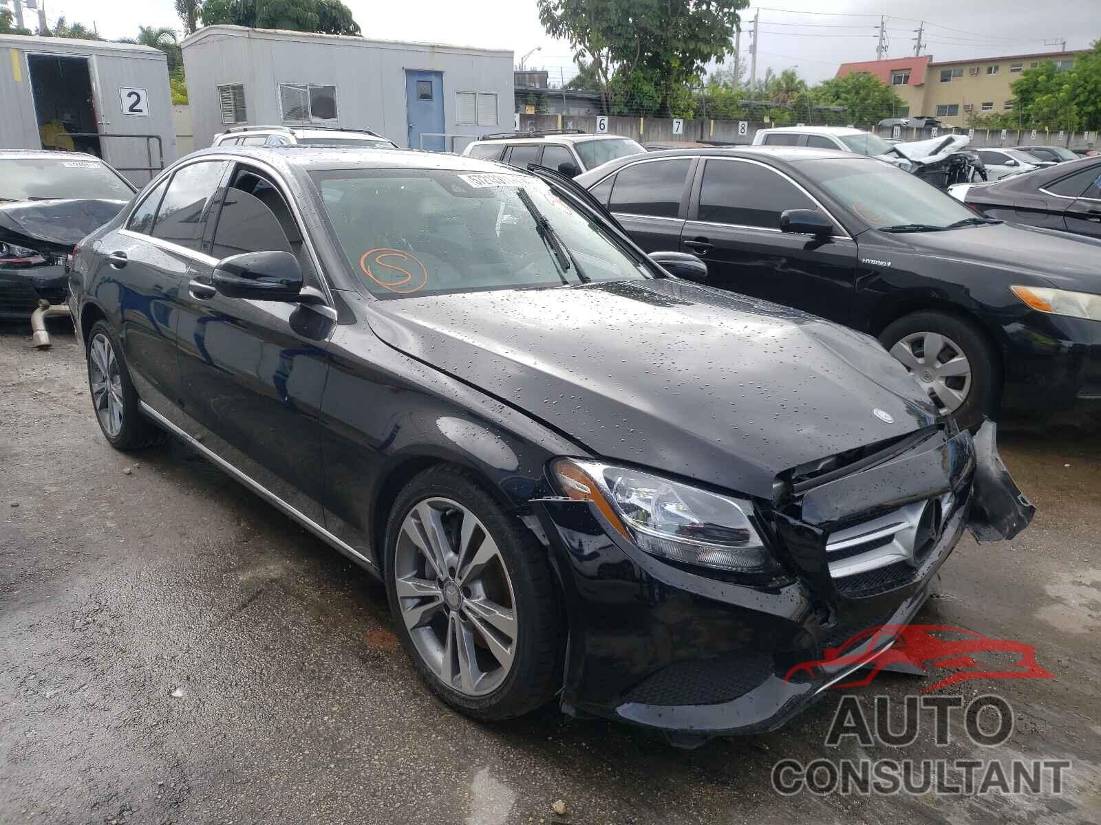 MERCEDES-BENZ C-CLASS 2017 - 55SWF4JB5HU198652