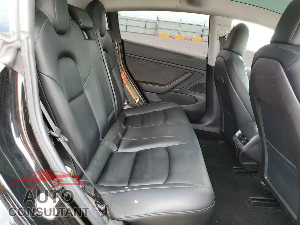 TESLA MODEL 3 2019 - 5YJ3E1EA4KF325244