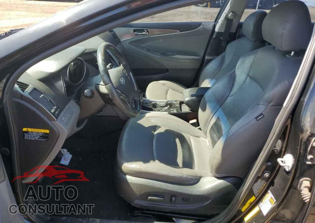 HYUNDAI SONATA 2011 - KMHEC4A43BA018488