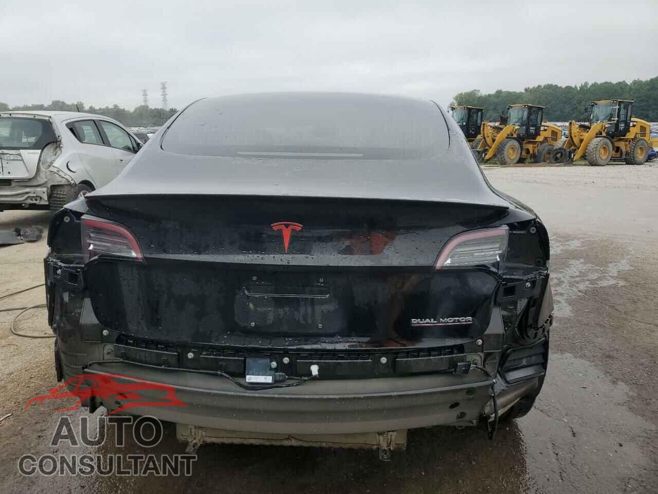 TESLA MODEL 3 2018 - 5YJ3E1EB5JF080994