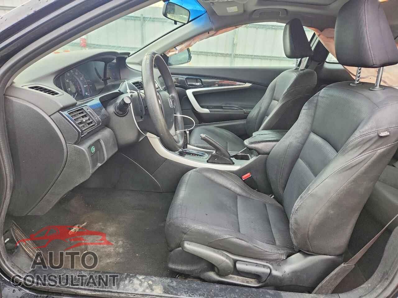 HONDA ACCORD 2013 - 1HGCT1B79DA001816