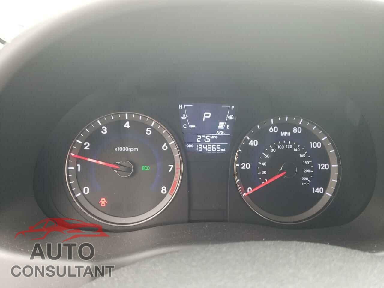 HYUNDAI ACCENT 2012 - KMHCU5AE8CU012477