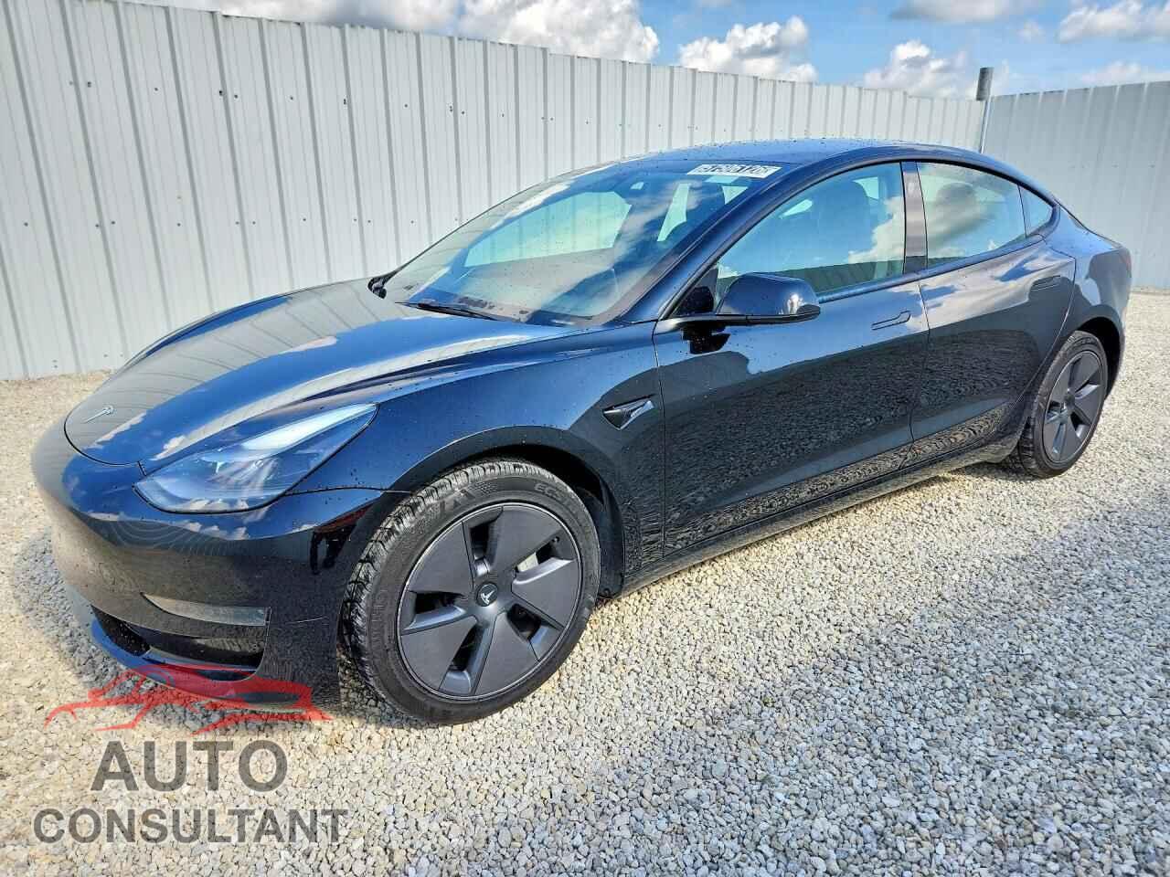 TESLA MODEL 3 2023 - 5YJ3E1EA5PF456710
