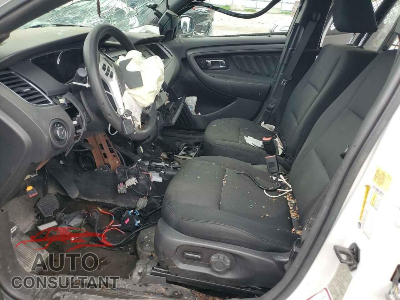 FORD TAURUS 2017 - 1FAHP2L88HG145033