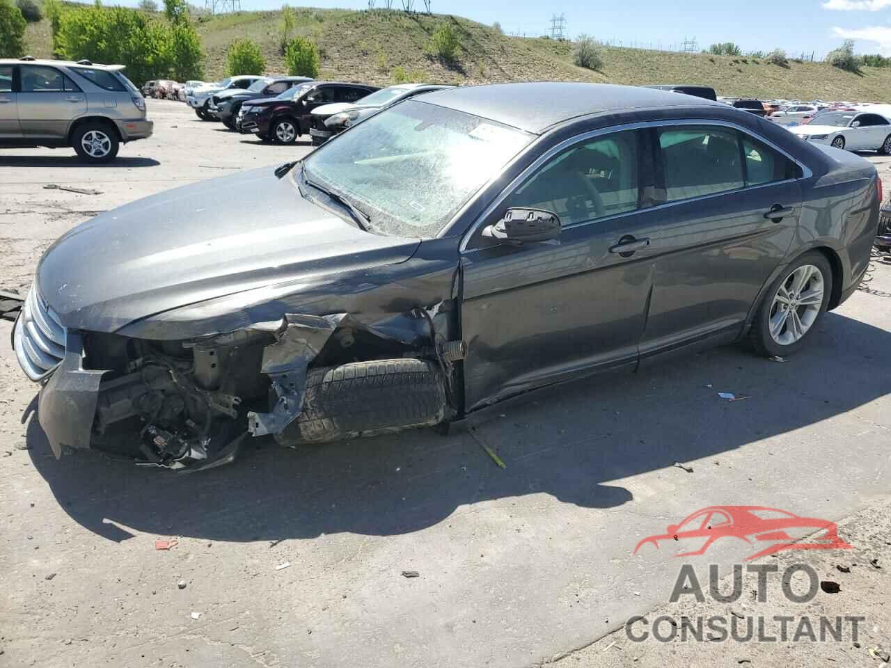 FORD TAURUS 2015 - 1FAHP2D86FG134138