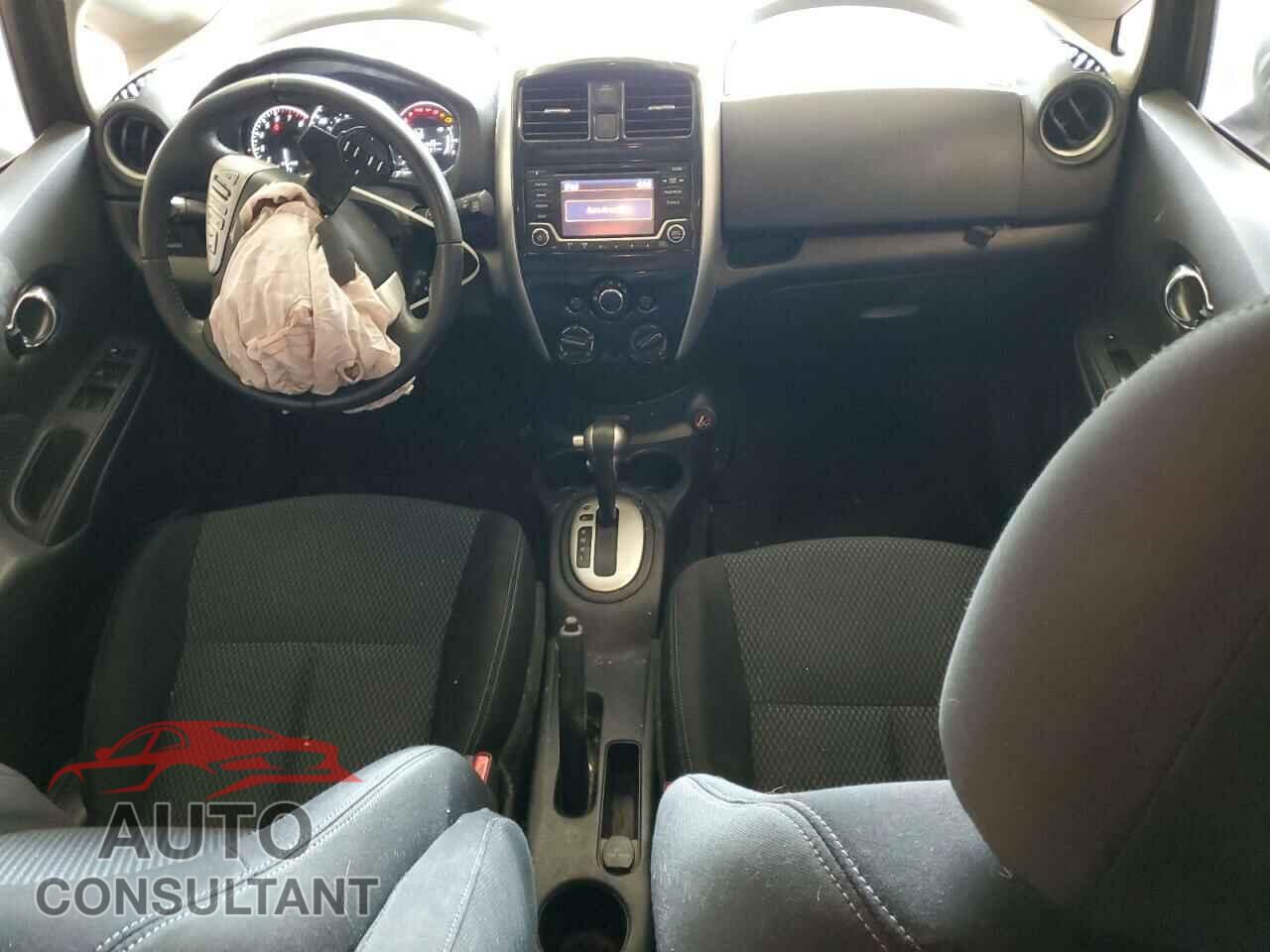 NISSAN VERSA 2017 - 3N1CE2CP7HL379356