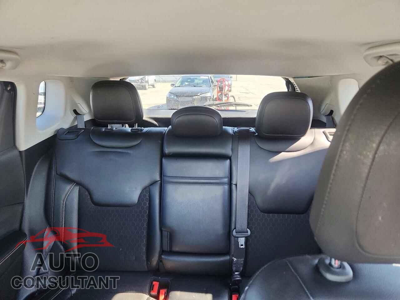 JEEP COMPASS 2018 - 3C4NJDBB6JT168030
