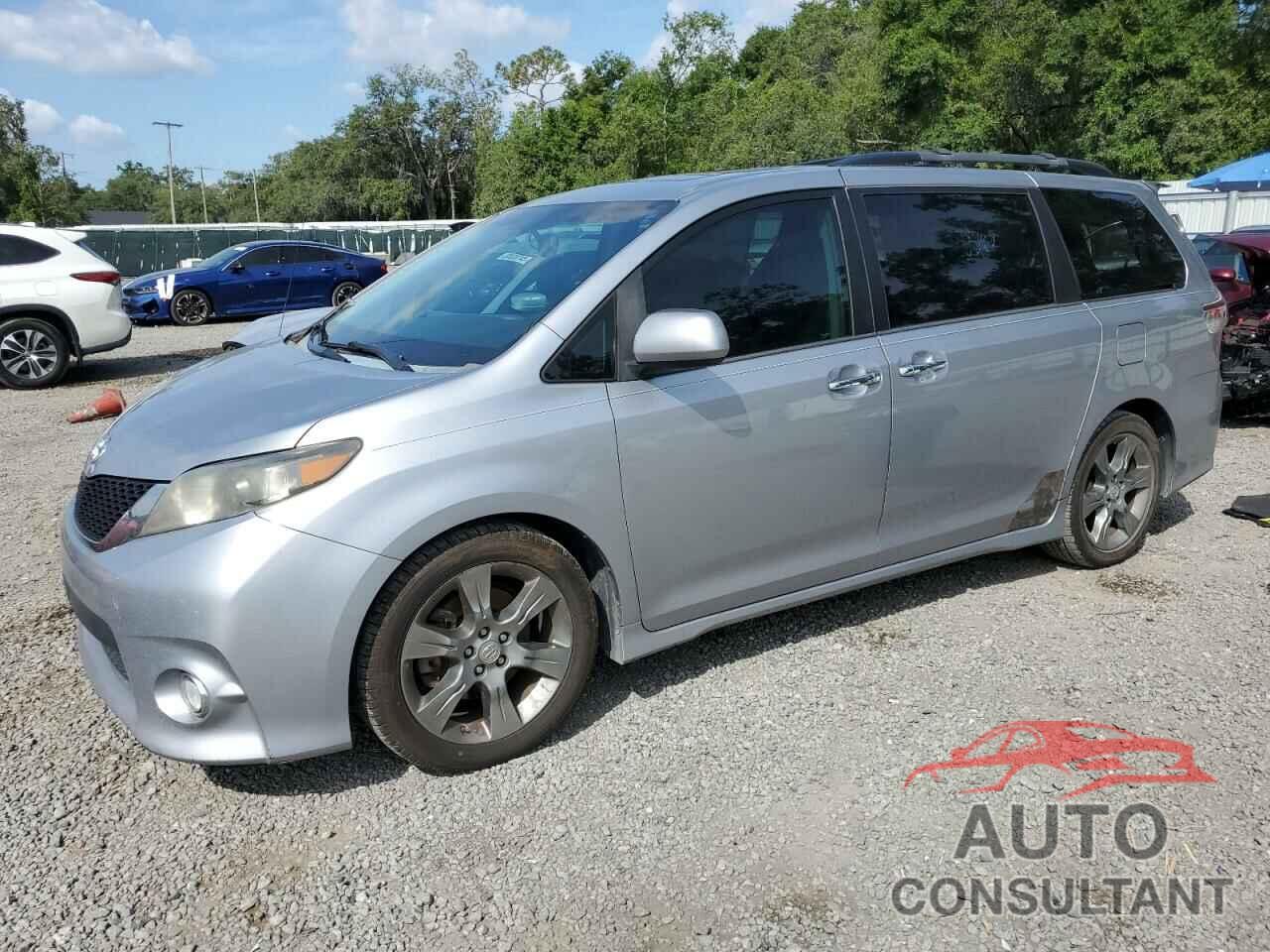 TOYOTA SIENNA 2013 - 5TDXK3DC2DS383702