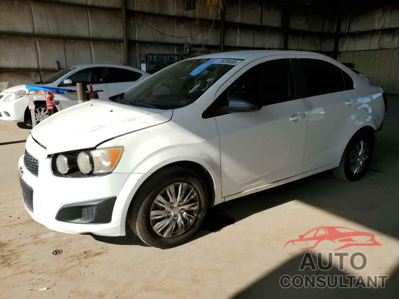 CHEVROLET SONIC 2015 - 1G1JA5SH3F4114635