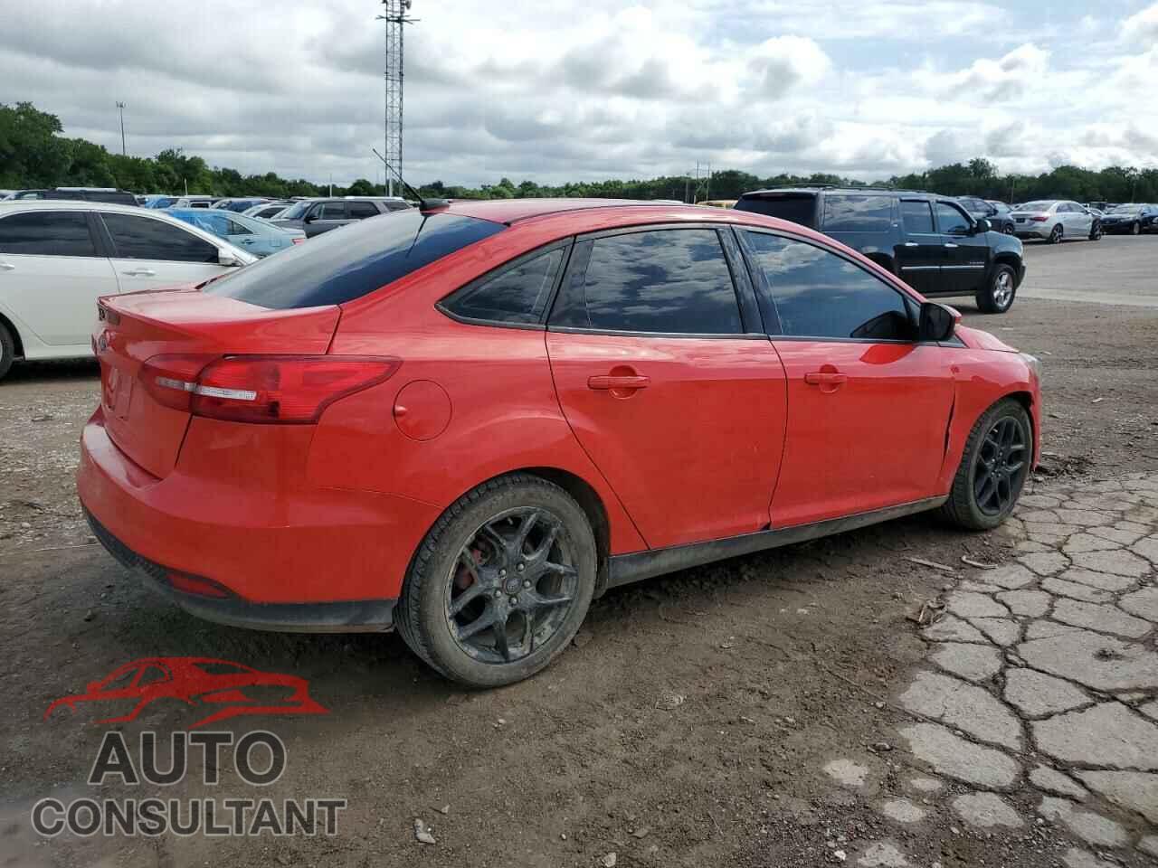 FORD FOCUS 2016 - 1FADP3FE0GL202515