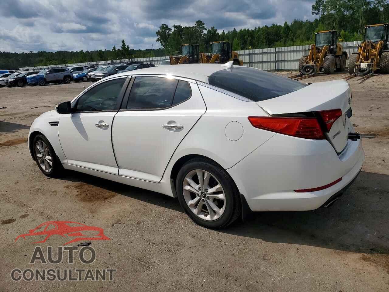 KIA OPTIMA 2011 - KNAGN4A76B5153052
