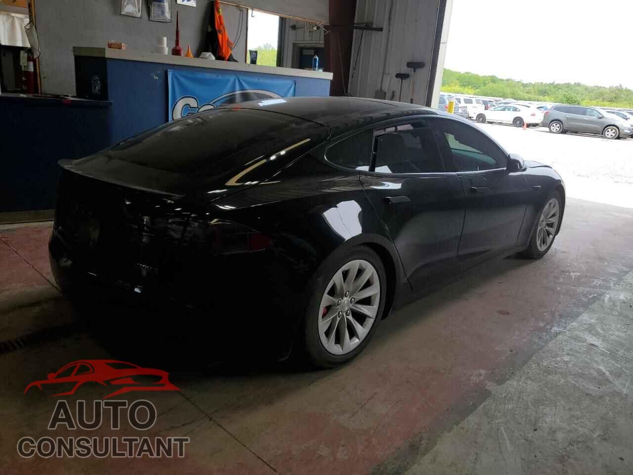 TESLA MODEL S 2017 - 5YJSA1E48HF213184