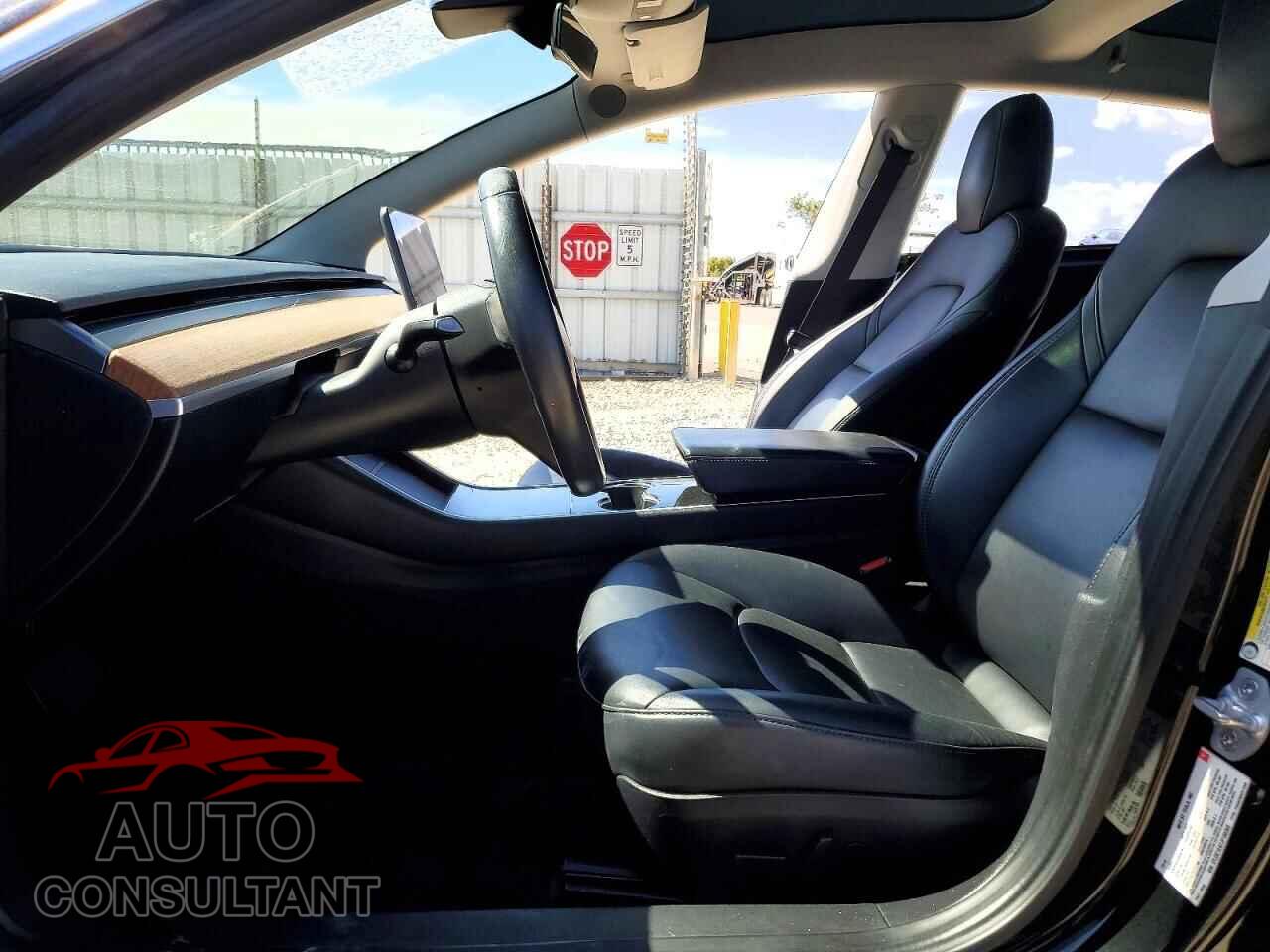 TESLA MODEL 3 2018 - 5YJ3E1EA7JF108303