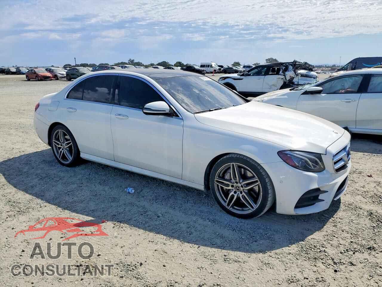 MERCEDES-BENZ E-CLASS 2018 - WDDZF4JB1JA428982