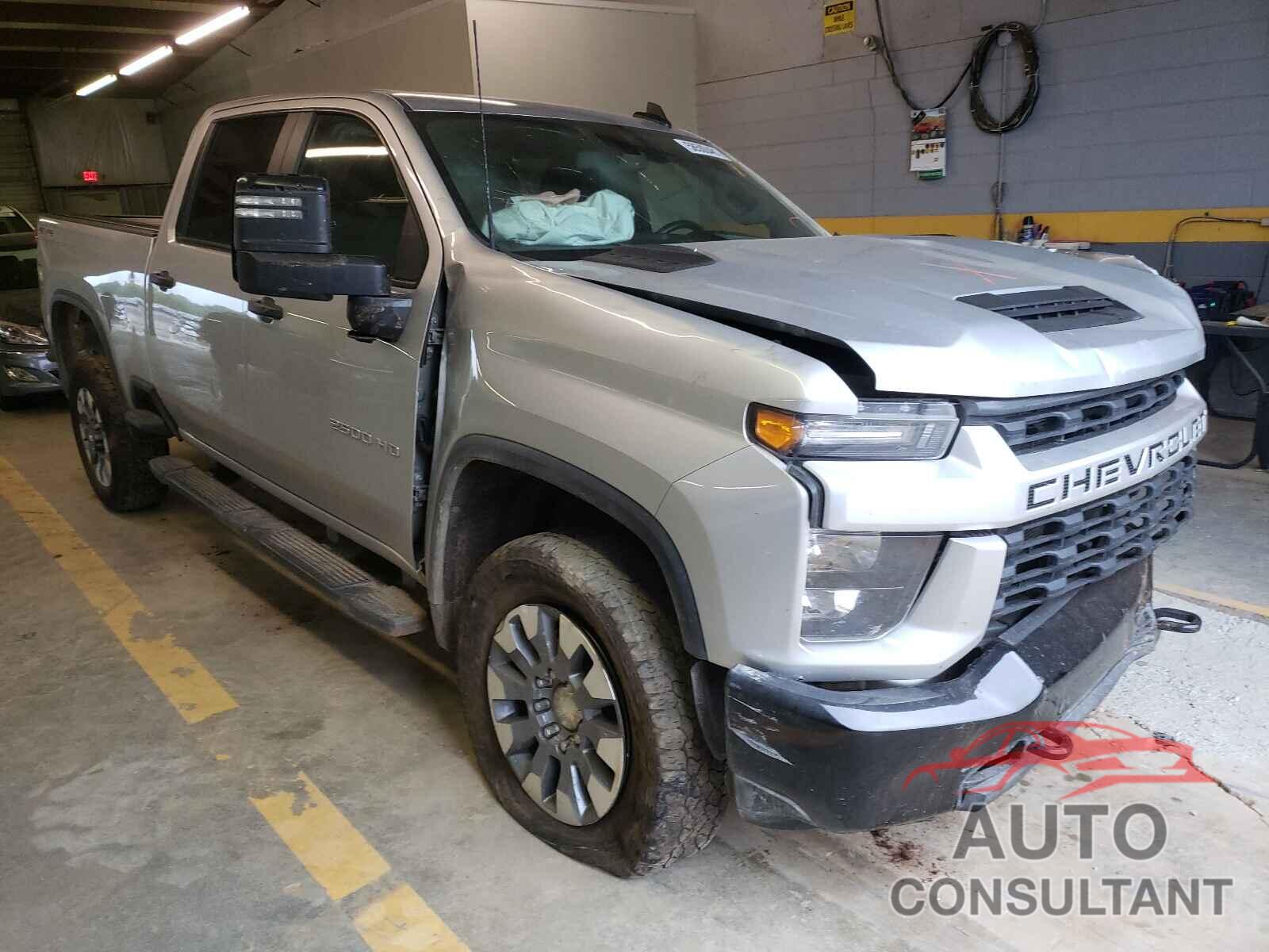 CHEVROLET SILVERADO 2021 - 1GC4YME76MF102557