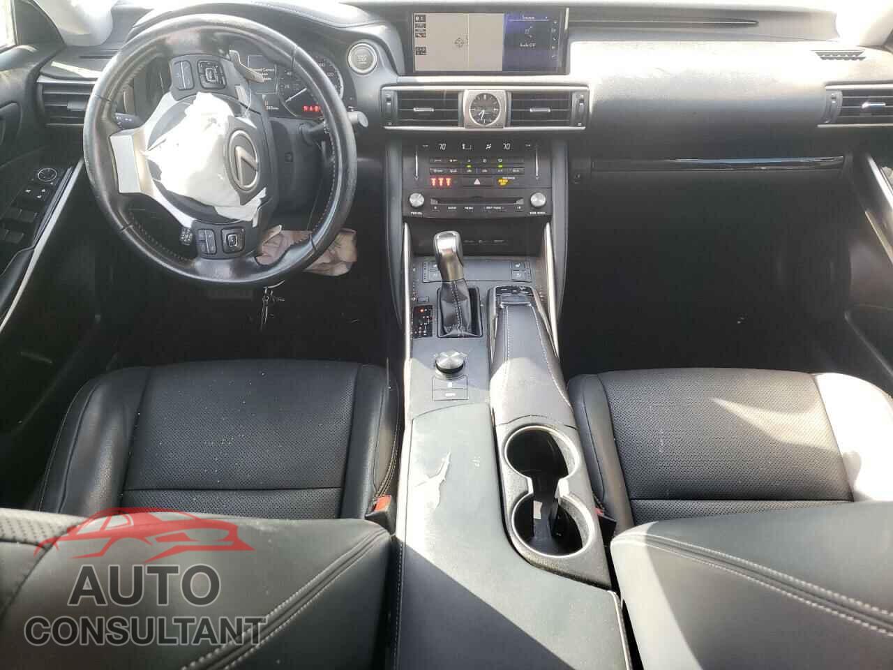 LEXUS IS 2017 - JTHBA1D2XH5039909