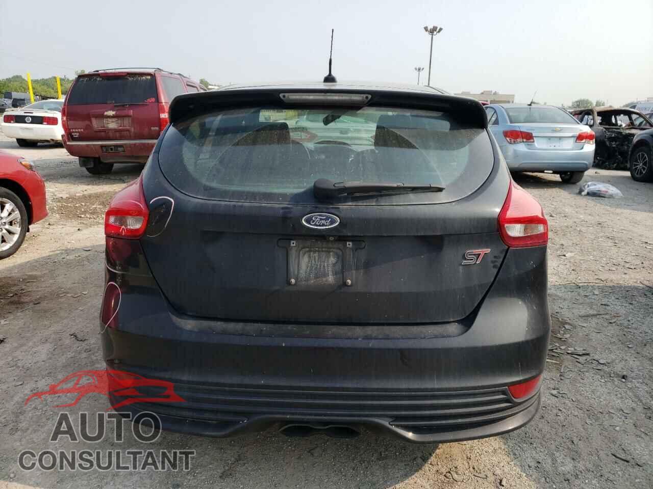 FORD FOCUS 2015 - 1FADP3L91FL268609