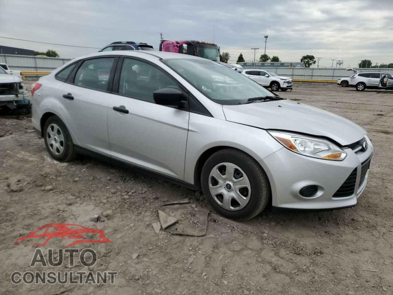 FORD FOCUS 2014 - 1FADP3E20EL437792