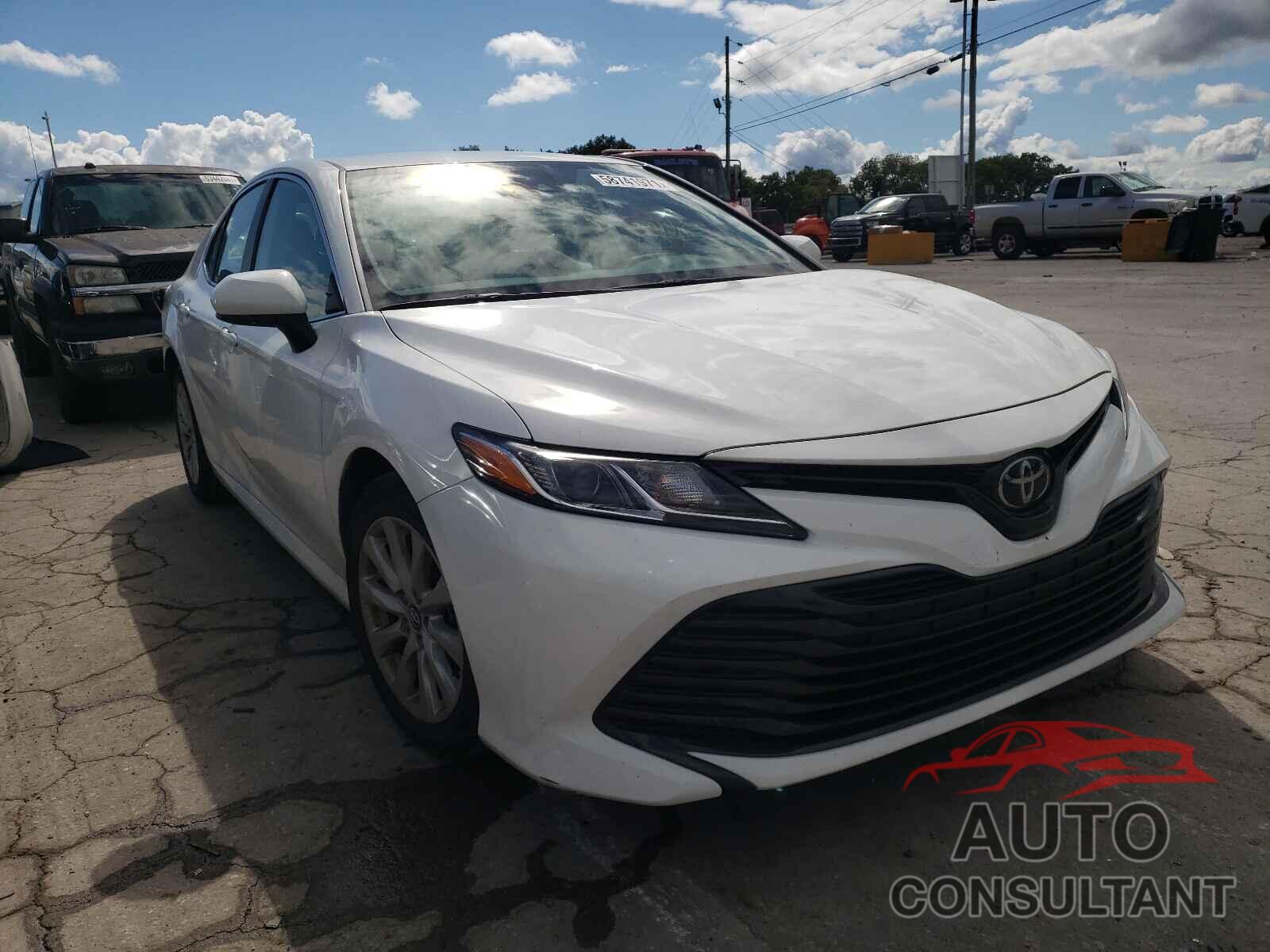 TOYOTA CAMRY 2019 - 4T1B11HK3KU688715