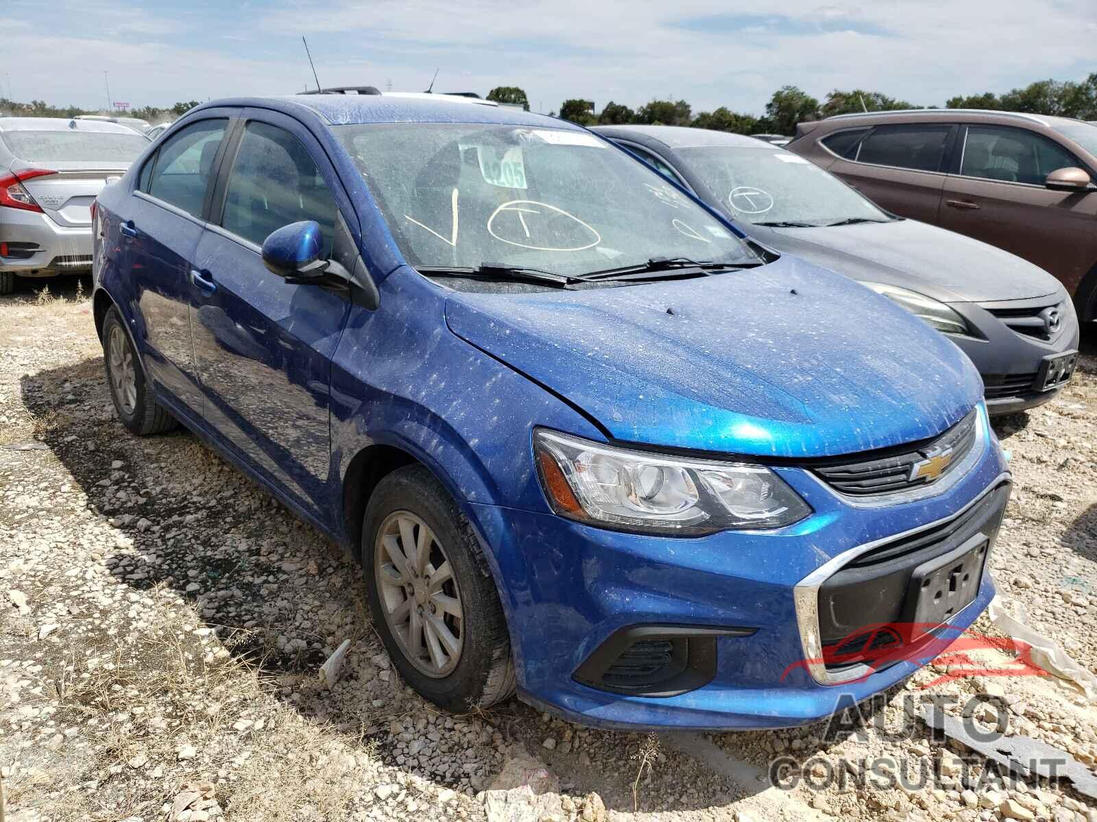 CHEVROLET SONIC 2018 - 1G1JD5SH6J4104150