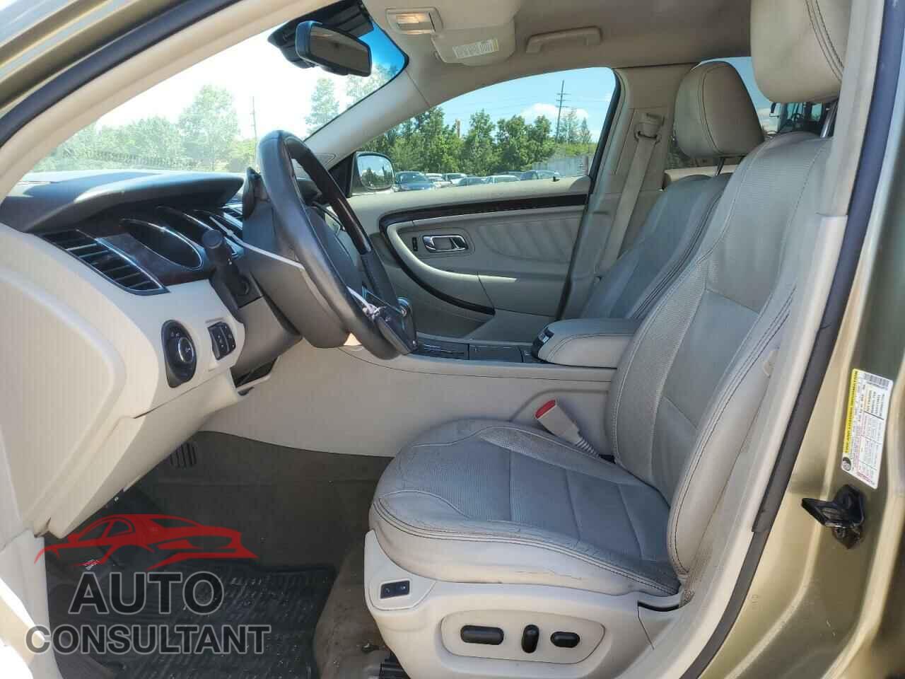 FORD TAURUS 2012 - 1FAHP2FW8CG104713