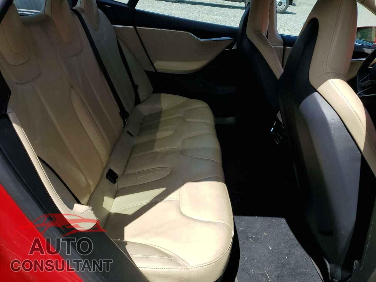 TESLA MODEL S 2013 - 5YJSA1DN0DFP08399