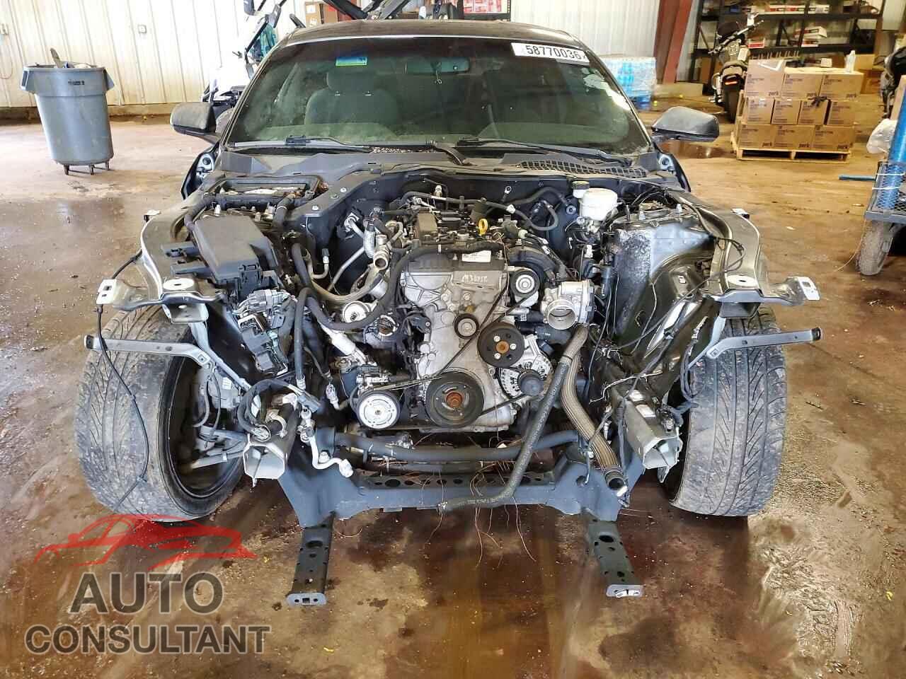 FORD MUSTANG 2017 - 1FA6P8THXH5270038
