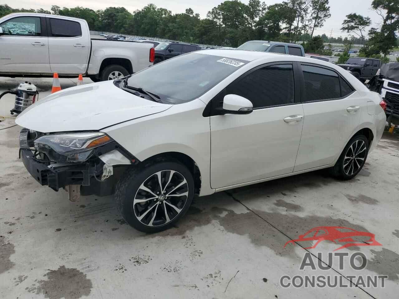 TOYOTA COROLLA 2017 - 5YFBURHE5HP719103