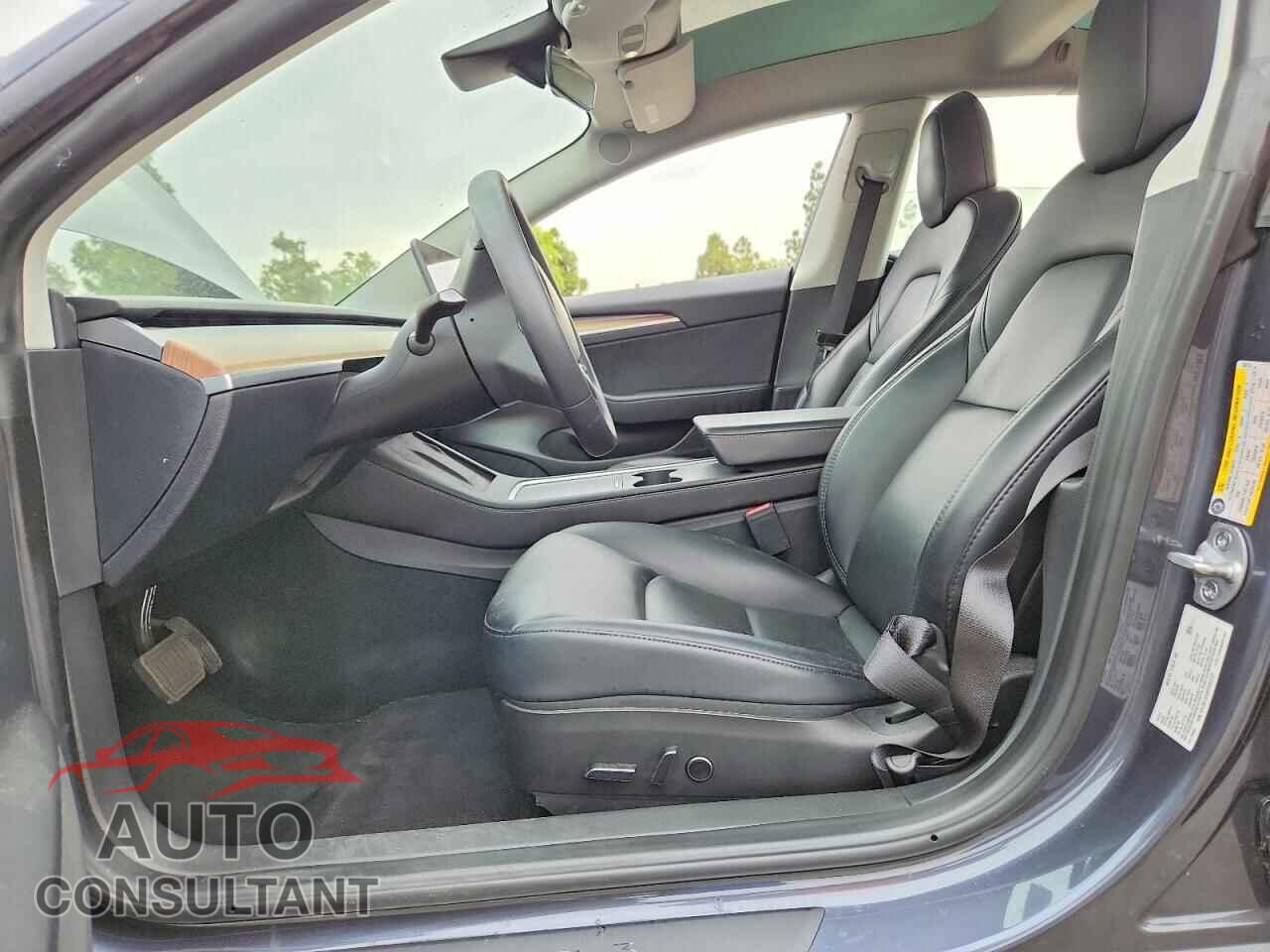 TESLA MODEL 3 2023 - 5YJ3E1EA6PF683131