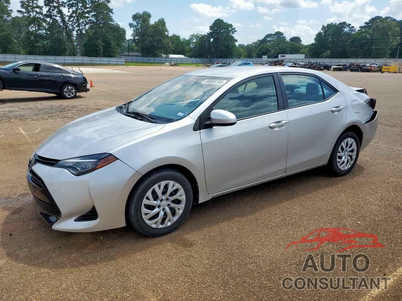 TOYOTA COROLLA 2018 - 5YFBURHE8JP754448