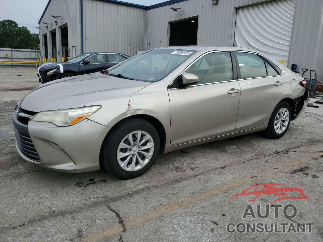 TOYOTA CAMRY 2015 - 4T4BF1FK3FR465137