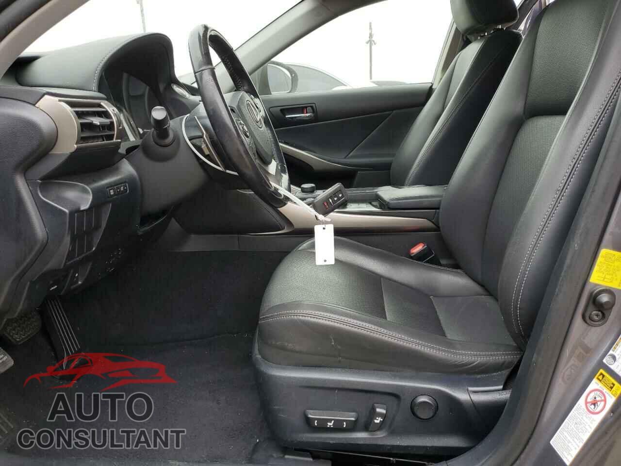 LEXUS IS 2015 - JTHBF1D28F5074947
