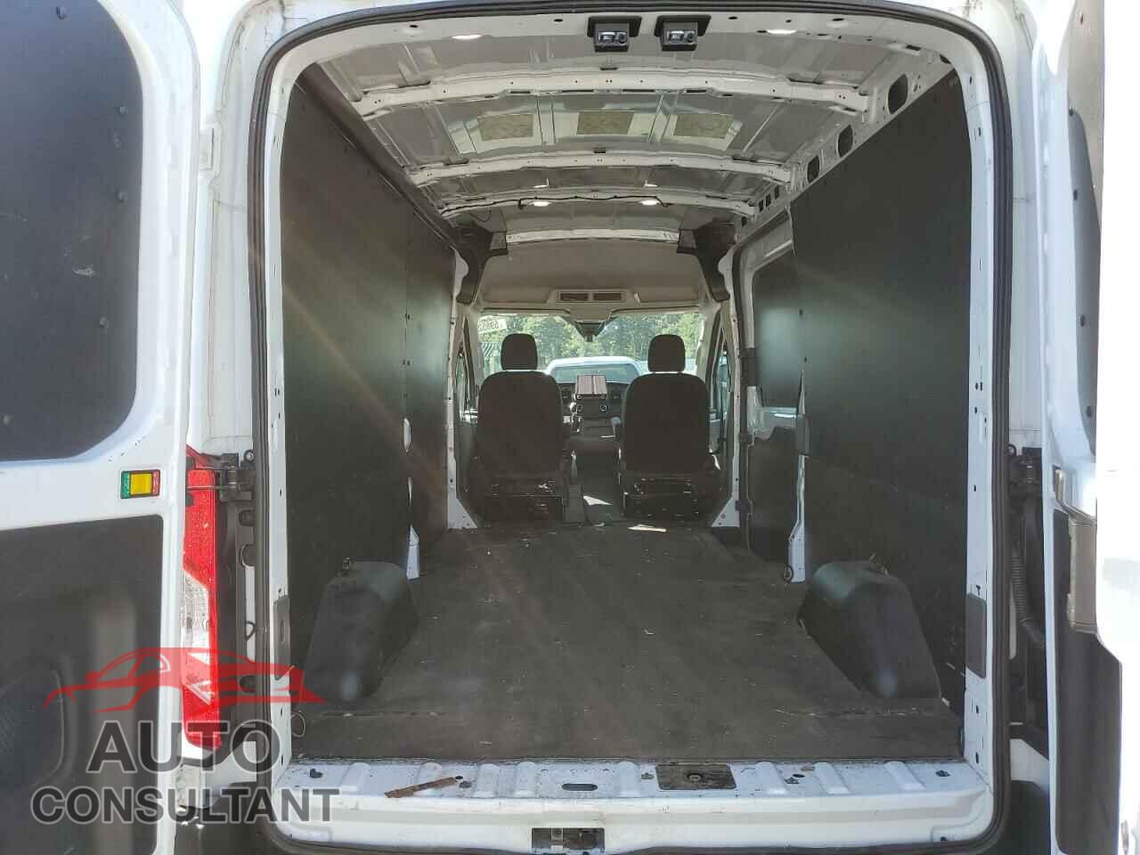 FORD TRANSIT 2020 - 1FTBR1C83LKB18185