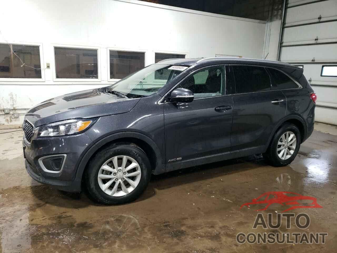 KIA SORENTO 2017 - 5XYPGDA52HG329929
