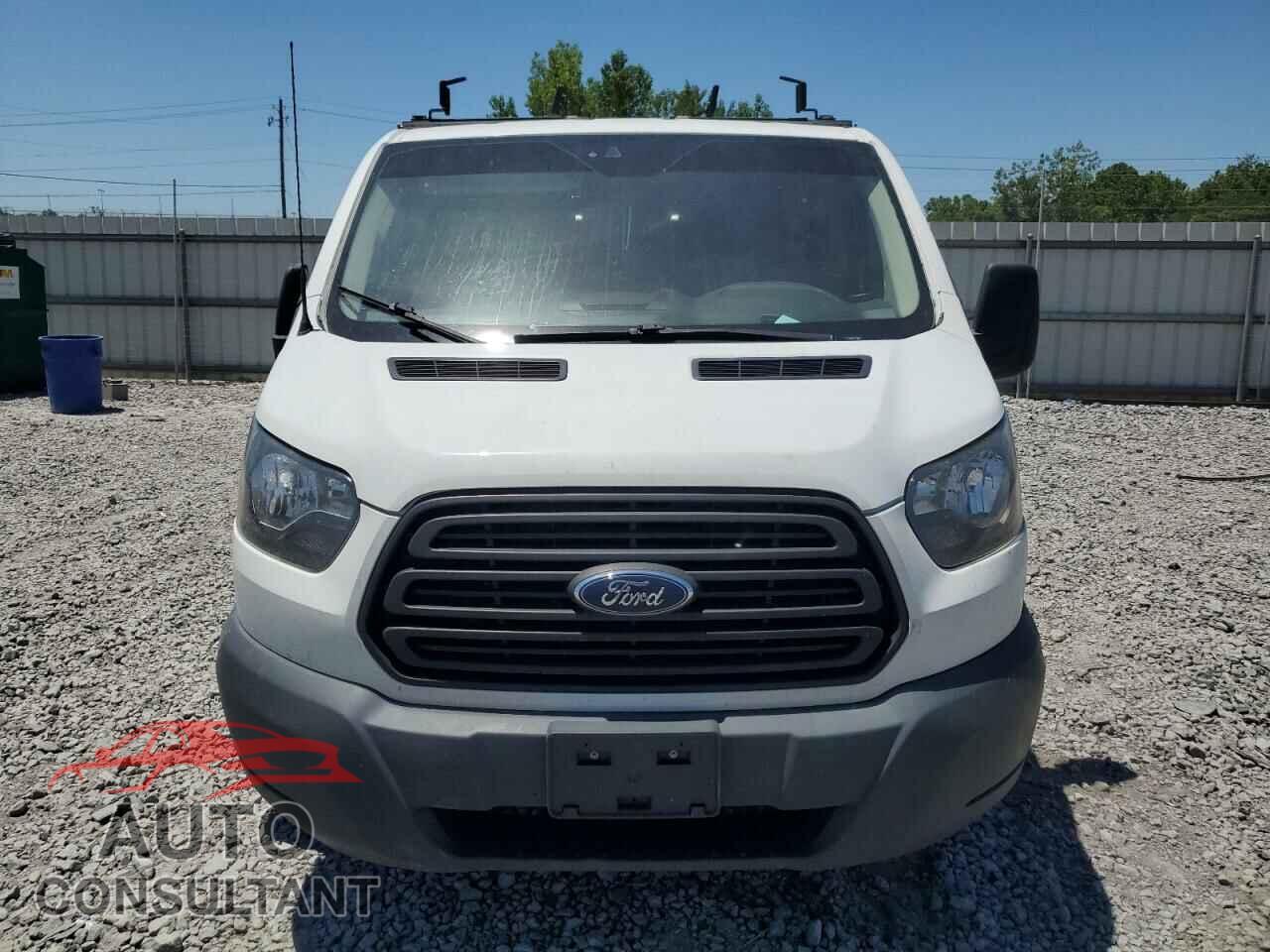 FORD TRANSIT 2017 - 1FTYR2YM0HKB52050