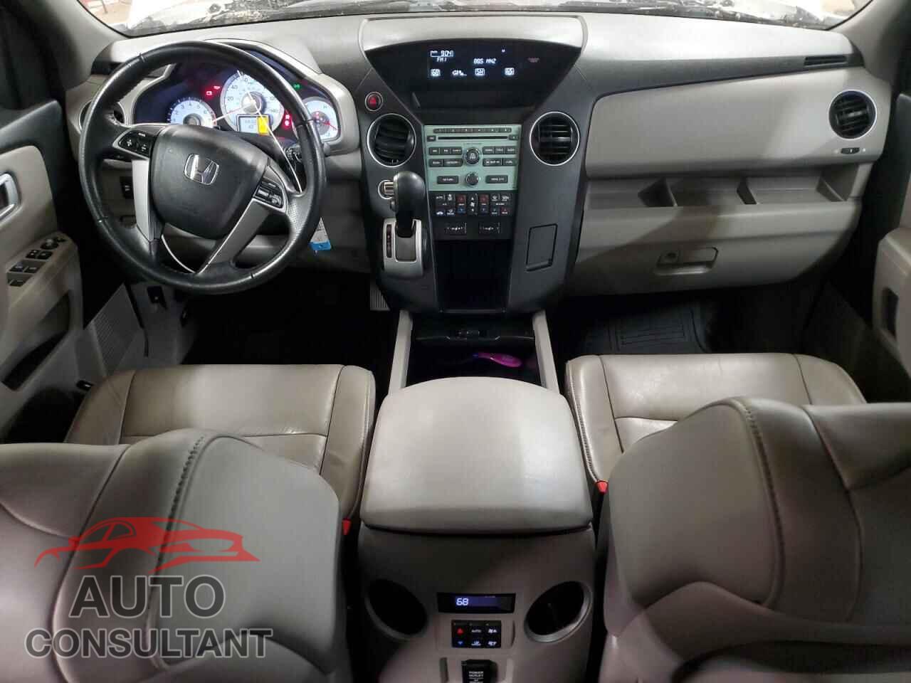 HONDA PILOT 2011 - 5FNYF4H55BB085950